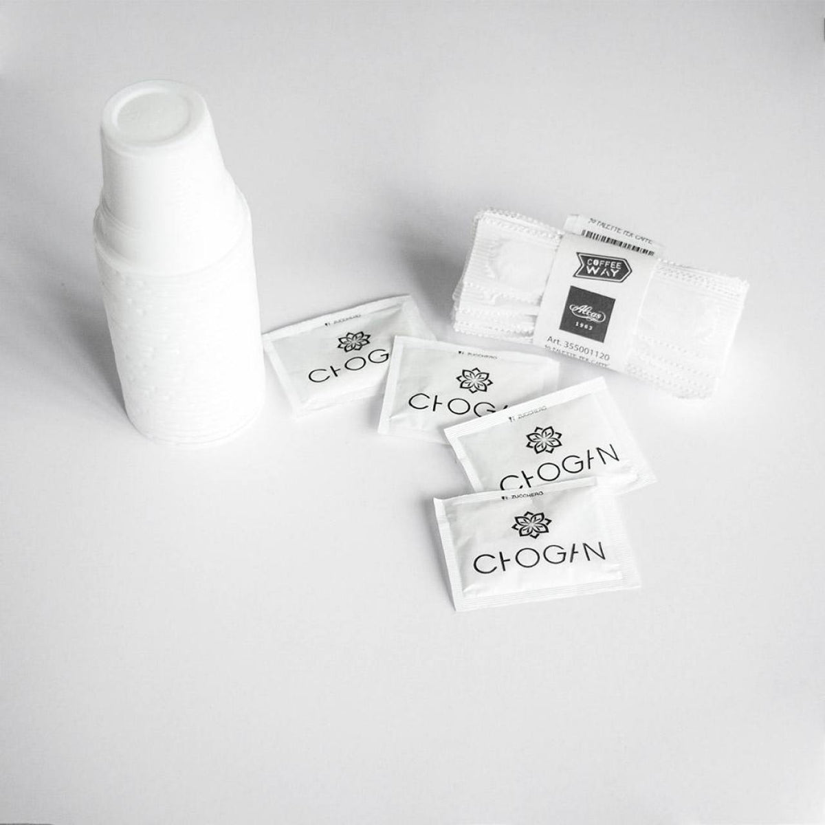 Kit 100 pièces – Sucre, agitateurs et gobelets pour café